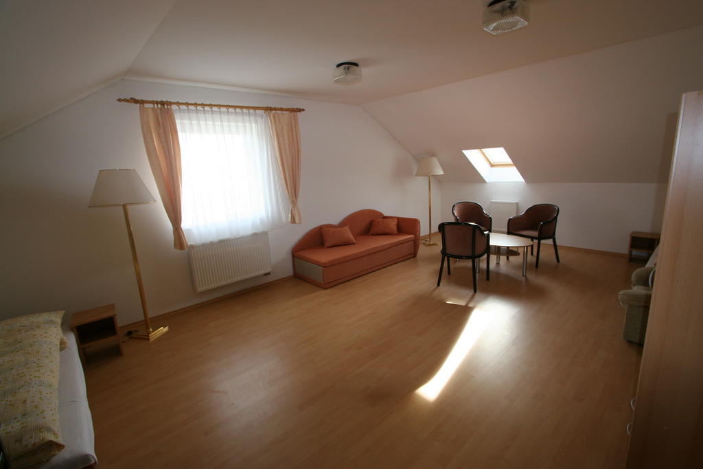Penzion Valentina Poprad Exteriér fotografie